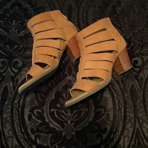 Vionic Harlow booties